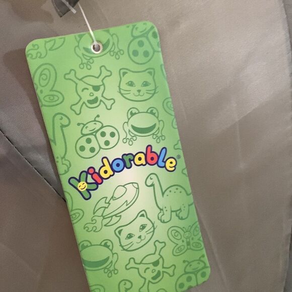 Kidorable Shark umbrella for boys NWT (I have two available).  Price Firm - Picture 10 of 12